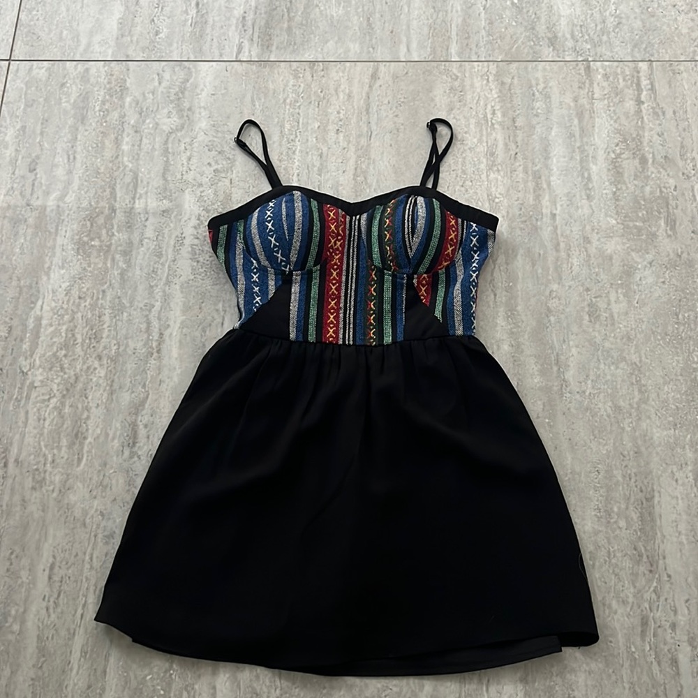 Bniina dress padded cups adjustable straps